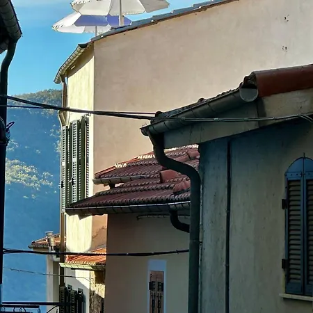 Panoramic Townhouse Casa Del Borgo Chiusanico